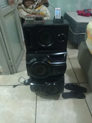 Vendo caixa de som