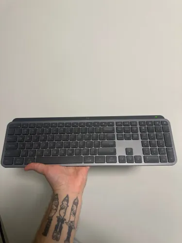 Combo Logitech MX Keys S + MX Master 3S + Apoio de pulso + Capa protetora