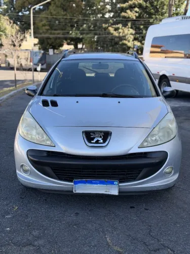 Peugeot 207 SW XR Sport 1.4 Flex 8V 5P 2010