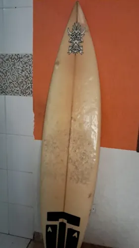 Prancha Neco Carbone 6' 8" - COM DETALHES CONFORME FOTOS - Acompanha capas