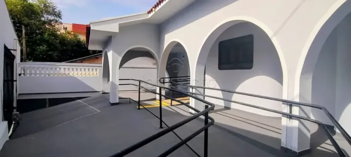Casa Comercial | Sala de Reunião | Estrutura Completa