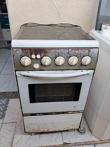 VENDO FOGAO, FUNCIONA NORMAL, APENAS A PARTE ELÉTRICA QUE NAO