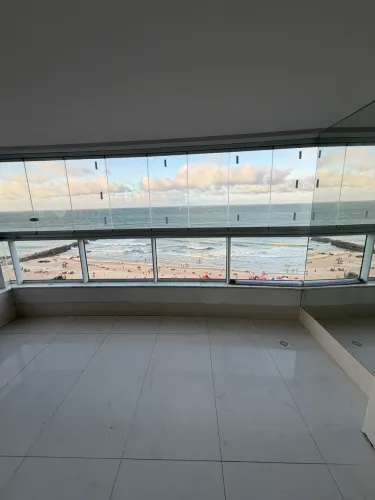 Apartamento com 3 suítes em Areia Preta - Porto Salinas 