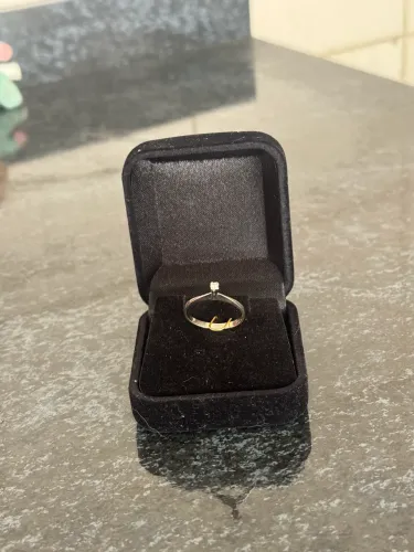 vendo anel de ouro branco com diamante 