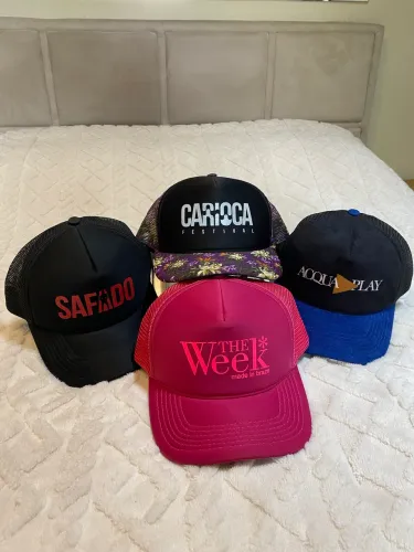     Coleção Rara: 4 Bonés Originais The Week, Carioca, Safado e Acqua Play
