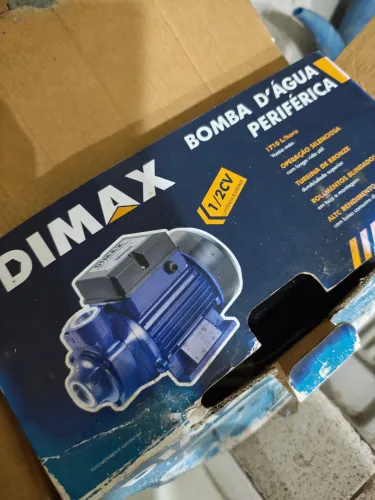 Bomba de Água na caixa