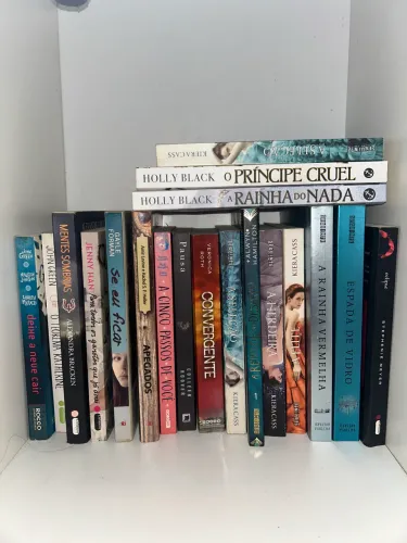 Livros por 15 reais CADA, levando todos sai por 200