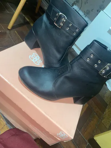 Bota feminina 