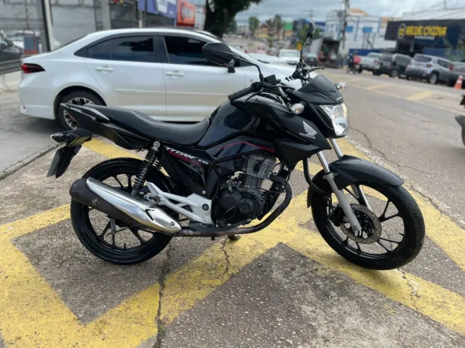 Titan 160 2024 Com 20 mil KM