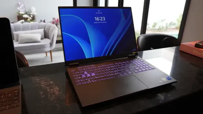 Notebook Asus TUF F16 RTX 5060 i7 16GB 512GB W11 Pro Usado