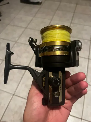 MOLINETE DAIWA BG30