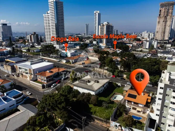 Comercial Casa em Ponta Grossa