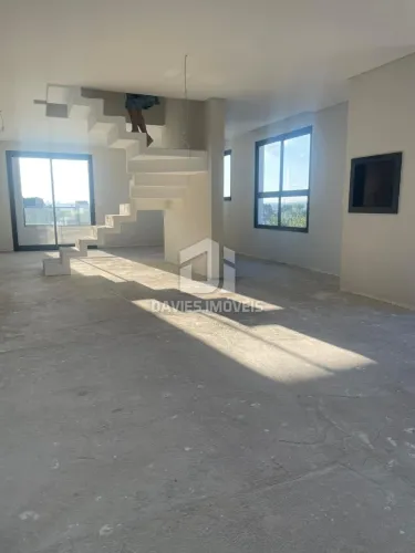 Cobertura no Centro de Pinhais | 3 Quartos, sendo 1 suíte | 2 Sacadas | 2 Vagas de garagem