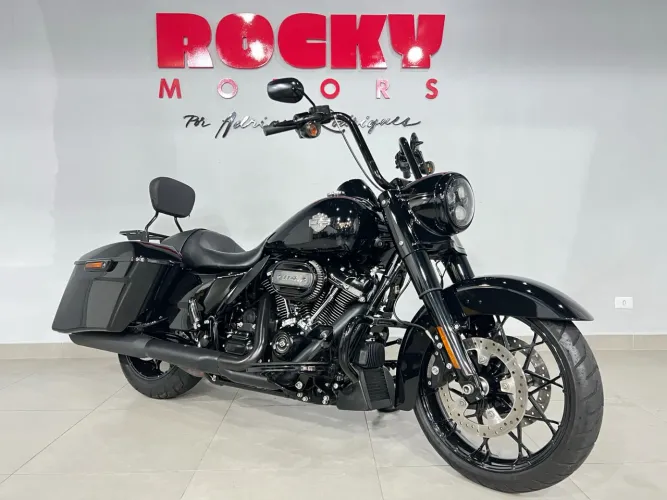 Harley-Davidson ROAD KING SPECIAL FLHRXS