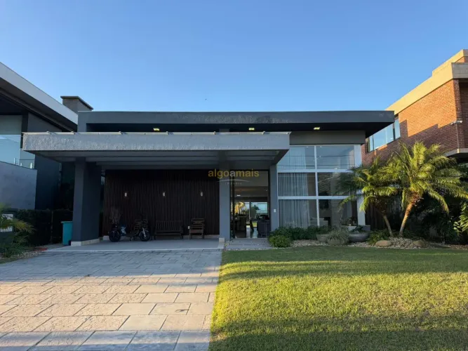 Casa Mobiliada 184m2 à Venda no Condomínio Enseada Lagos Xangri-Lá REF: CA3675