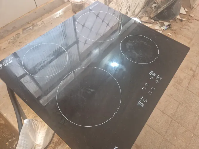 Cooktop indução Britânia - Retirada de peças