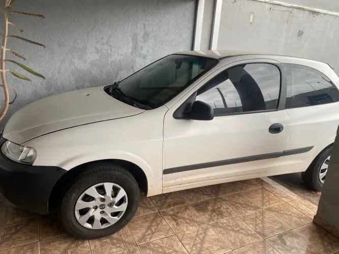 Chevrolet Celta 1.0/super/n.piq.1.0 MPFI VHC 8V 3P 2002