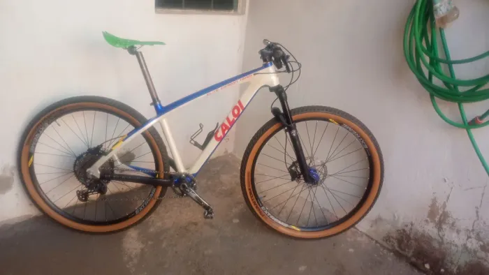 Bike Caloi Elite Carbon Tean
