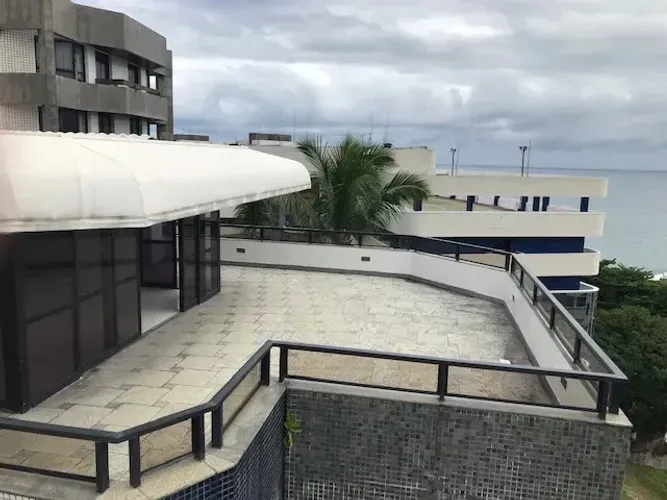 Cobertura para Aluguel e Venda 791m² 5 Suítes, Piscina