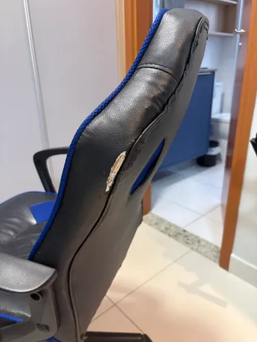  2 Cadeiras Gamer Carrefour Azul - Usada 