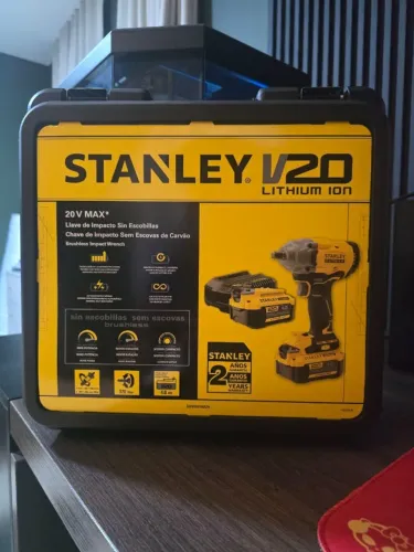 Chave de Impacto STANLEY 20V com 2 Baterias 1 Carregador e maleta - SBW920M2K