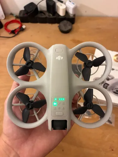 Dji Neo