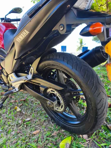 Yamaha fazer 250
