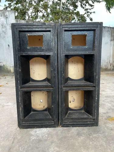 Caixas de som para médios