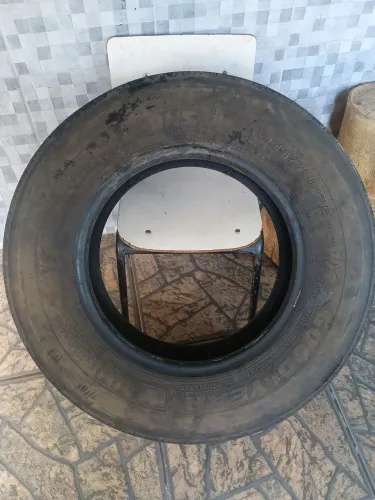 Pneu para caminhao