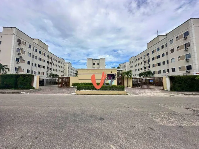 Apartamento com 2 dormitórios à venda, 48 m² por R$ 220.000,00 - Messejana - Fortaleza/CE