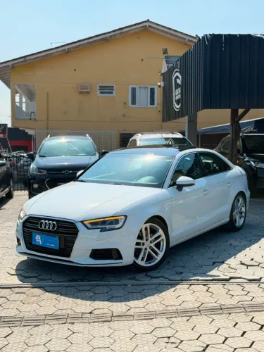 Audi A3 Sedan Performance 2.0 TFSI S-tronic 2019