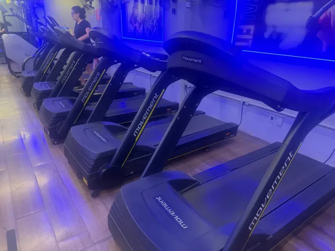 Esteiras MOVIMENT RT150 black