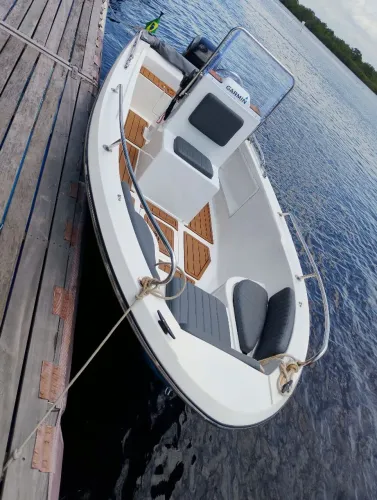 Lancha boat fish 180