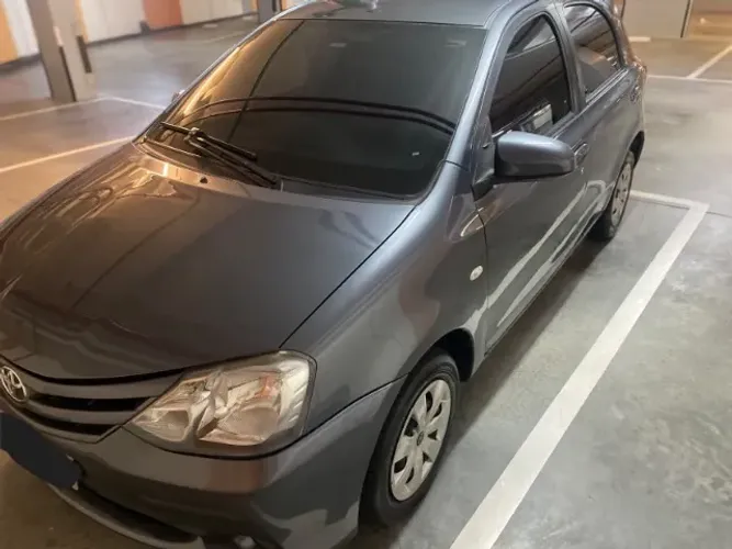Toyota Etios XS 1.5 Flex 16V 5P Mec. 2014