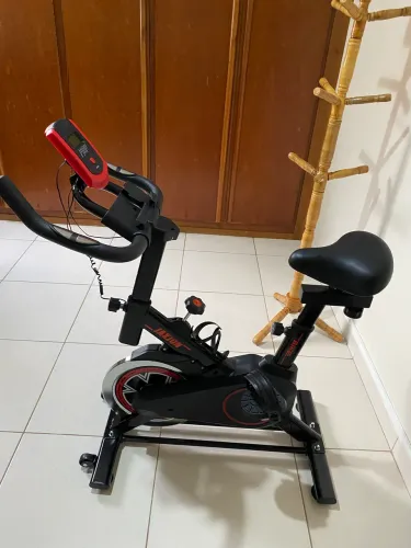 Bicicleta ergométrica spinning