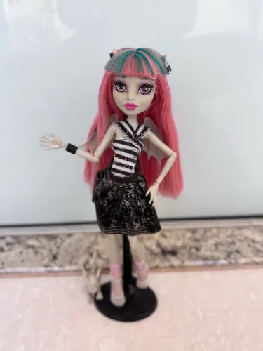 Rochelle básica monster high