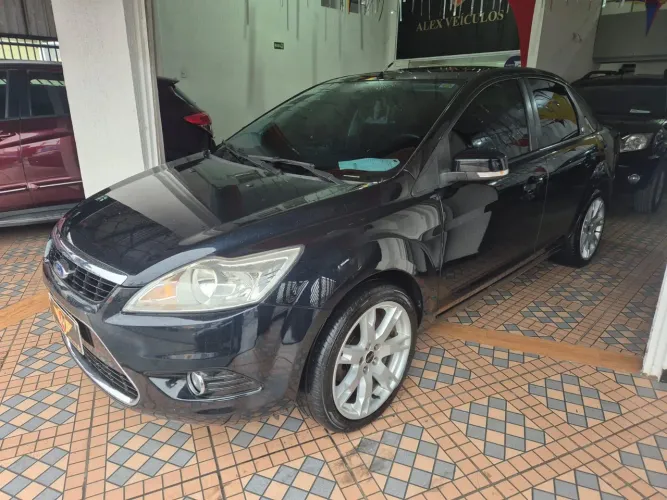 Ford Focus Ghia Sed. 2.0 16v/ 2.0 16V Flex 4P 2009