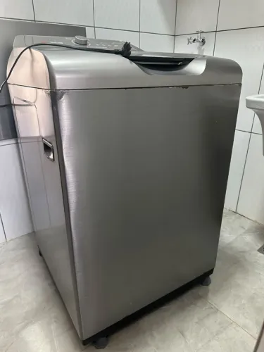 Vendo máquina Brastemp COM DEFEITO