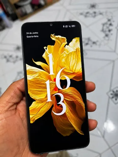 Xiaomi Poco C65 256 gigas 8 de ram