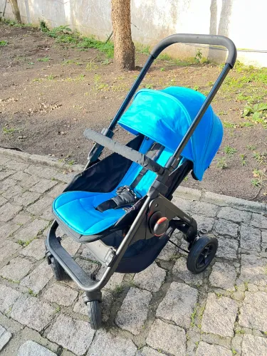 Carrinho de Bebê Easywalker June Importado Ligeiro e Resistente