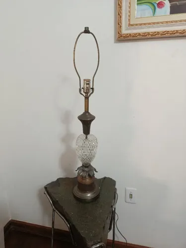 Abajur vintage estilo Hollywood Regency