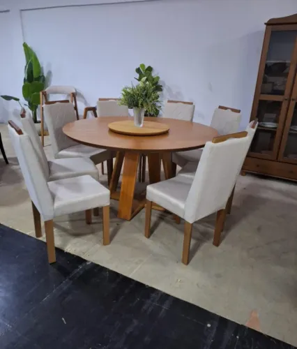 Mesa de Jantar Redonda com 8 cadeiras 1.50x1.50