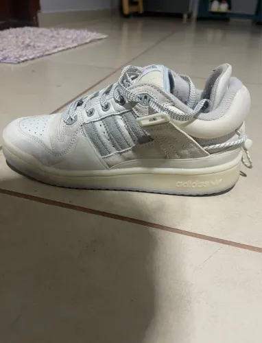 Tenis Bad Bunny branco
