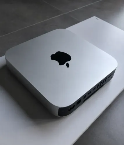macmini 2012 i7 quad core 16gb ram 500ssd + hdd700gb + cabo original. como novo.