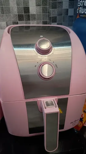 Air fryer e liquidificador rosa
