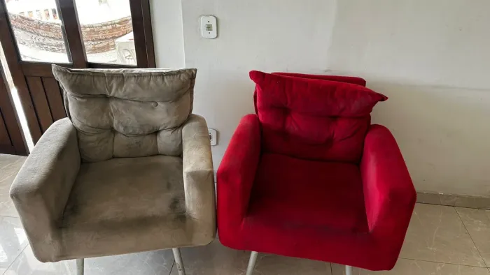 Vendo duas poltronas usadas por 280 as duas