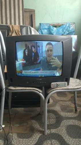 Tv filipis 20 polegadas com conversor e controle