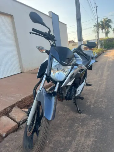 Moto Honda Titan 160  