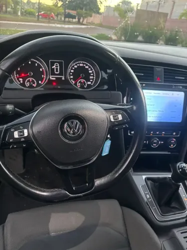 Volkswagen Golf Highline 1.4 TSI 140cv Mec. 2015