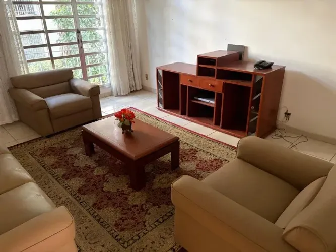 Apartamento mobiliado, 2 quartos, uma vaga de garagem